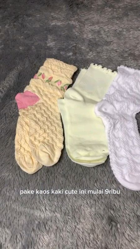 kaos kaki lucu gemes 🌷💖✨