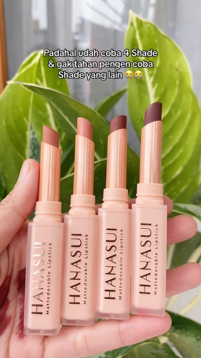 Sebagus itu😭😭#RacunShopee #ViralDiShopeeVideo #hanasuimattedorablelipstick #hanasuilipstik #lipstickmatte #lipstickmatte #viral