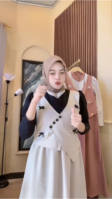 Tolong pa Ngana jan jauh” karena dressnya restock lagii🥹🥰🥰#fypdongg #fypシ #gamis #fyppppppppppppppppppppppp #promoshopee