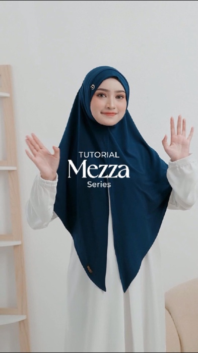 Buat pecinta hijab instan tapi nggak mau ribet pakainya, Minda saranin pakai Hijab Mezza biar makin sat set🥰#RacunShopee #daffihijab #bergoinstan