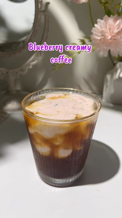 Fruity coffee 🤩 #RacunShopee #shoppeevideo #blueberrycoffee #sakhacoffee #icecoffee #homecafe #homecafeindonesia #homecafevideo