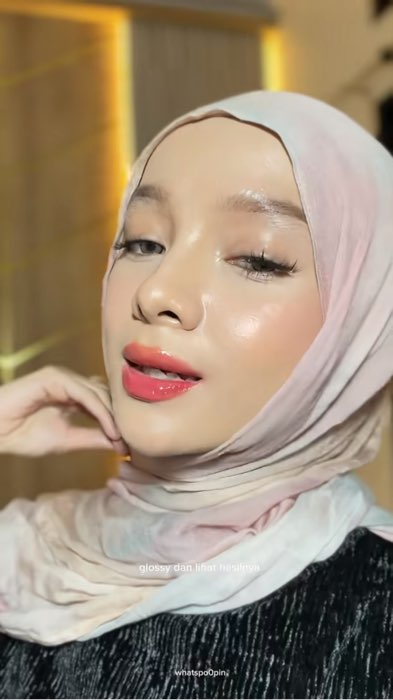 CINTAA MENTOK, bikin bibir kaya lip filler