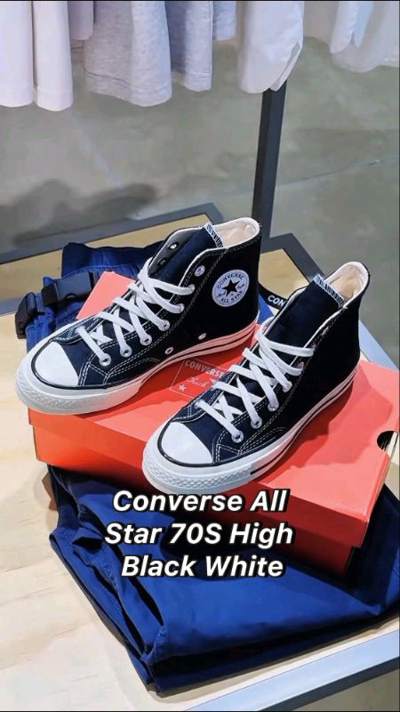 Mumpung Lagi Promo🤩 #RacunShopee #ViralDiShopeeVideo #ShopeeFashionHaul #GakNyeselBeliIni #BadaiTapiBudget #urwahalbariqi #converse #converseallstar