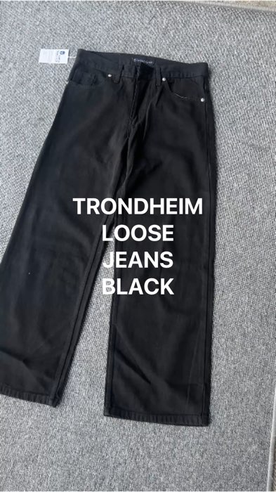 Fitingnya cakep bgt 💯 #RacunShopee #FashiondiShopee #SHOPEEFitChek #Diskon40RB #PromoNonStop #blackjeans #loosejeans #jeansloose