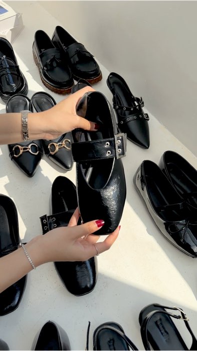 Flatshoes buat kuliah or konser? Ini bayik Rifca yang superr empuk ga bikin lecet#sepatukuliah #sepatusekolah #sepatuwanita