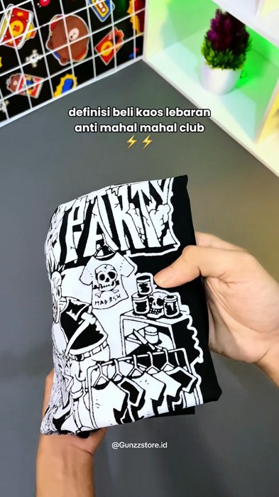 Kaos yang cocok untuk pria wanita terbaru #kaos #shopeeterkini #kaoslebaranmurah #kaoslebaran2026