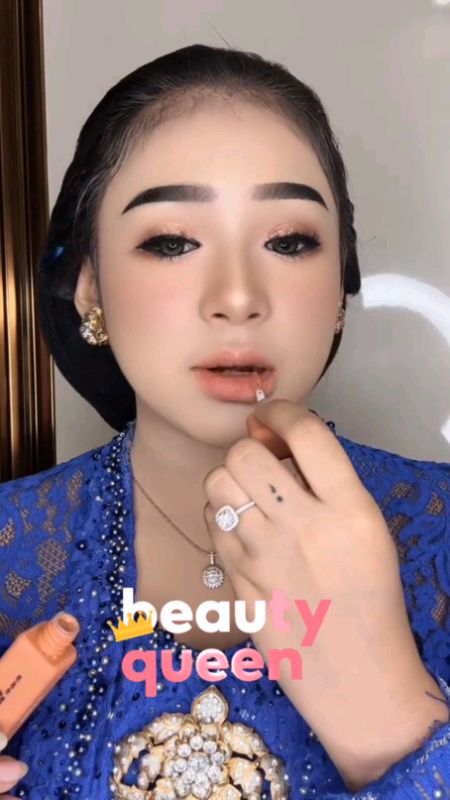 #nikensalindry #ShopeeBeautyHaul #raeccaglowuptint #liptint #waterproof #Diskon40RB #Cashback50RB #GakNyeselBeliIni #lipmatte  #lipstikviral #fypシ