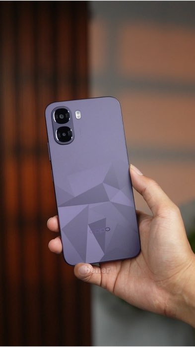 Oppo A6t, baterai 6500mAh, Chipset Snapdragon 685, warna Ungu bagus! #OppoA6t #Oppo