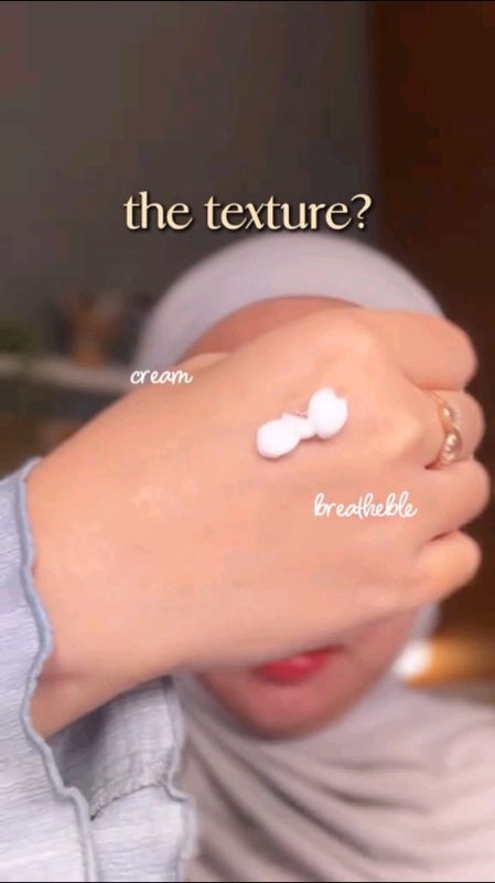 sensitive skin harusnya seneng @wardahofficial  ngeluarin derma sensitive moisturizer!🧚🏻‍♀️✨ #moisturizerkulitsensitif #sensitiveskincare #sensitive