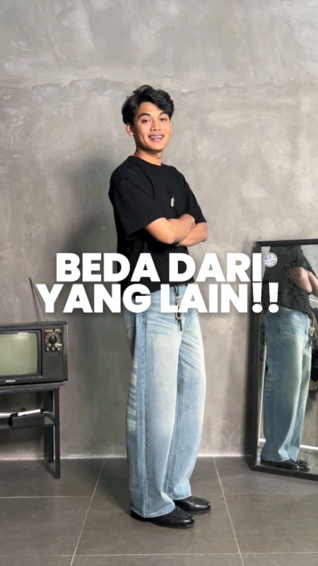 Rekomendasi celana loose jeans yang gombrong tapi ga too much  #shopeevideo #rekomendasicelana #celanaloose #loosejeans
