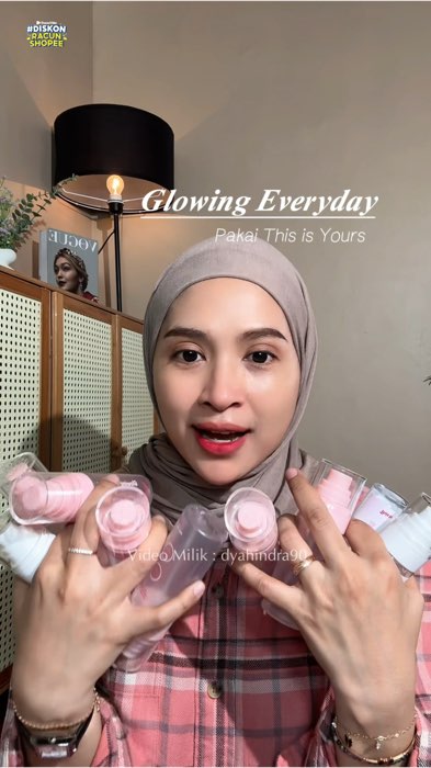 Langsung glowing #thisisyourskincare #facespray #spraywajah #facemist #facemistglowing #RacunShopee #ViralDiShopeeVideo #DiskonRacunShopee #ShopeeLook