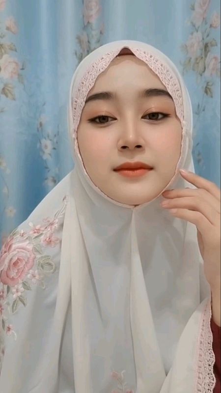 MUKENA CANTIK #mukenacantikelegant #mukenacantikkekinian #mukenacantikmurah #mukenacantikterbaru #mukenacantik #mukenaputih #RacunShopee