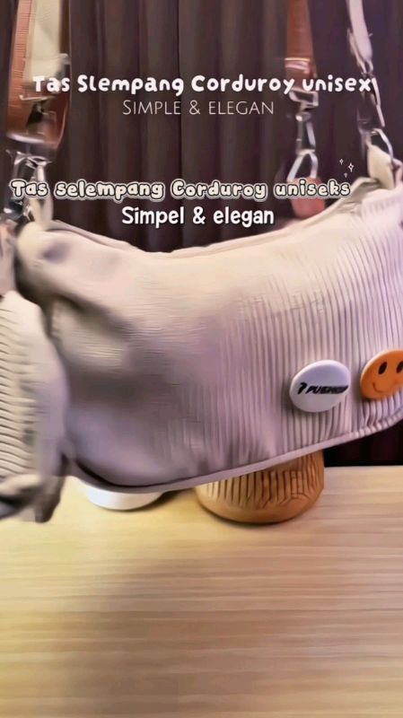 tas selempang Corduroy uniseks #Tasselempangcorduroy #ShopeeLook #DiskonRacunShope #ShopeeCOD #fyp #GratisOngkirRP0 #shopeevideo