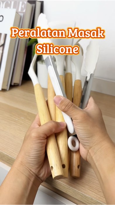 Spatula silikon #spatulasilikon #spatula #spatulasetviral #spatulaset #spatulamurah #spatulasilicon #spatulasilikontahanpanas #spatulasetmurah #masak