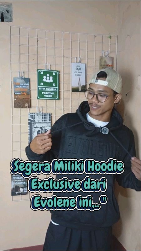 segera miliki jaket exclusive ini #RacunShopee #SpillRacunShopee #SpillBawaBerkah #shopeevideo #outfitideas #jaket #hoodie #evolene #evoleneofficial