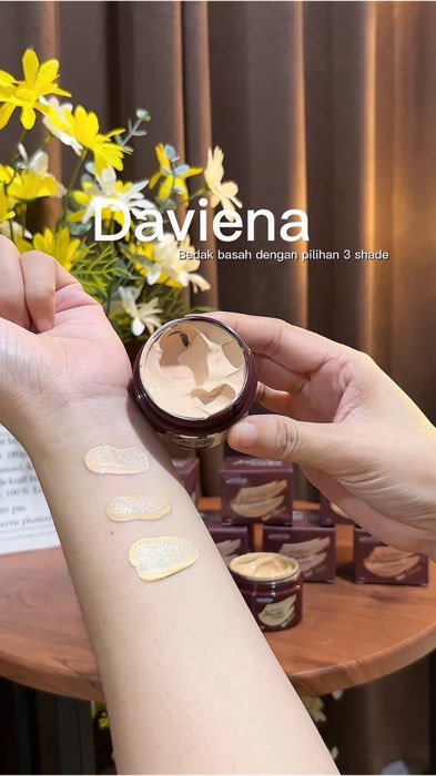 Bedak basah yg bikin glowing❤️#ShopeeBeautyHaul #CODinApa #RacunShopee #bedakbasah #davienaskincare #bedakbasahglowing #bedakbasahdaviena