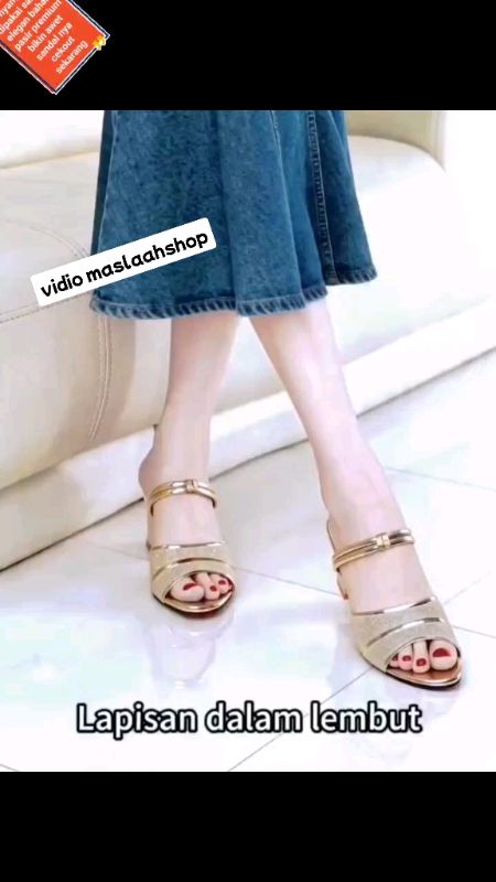 sandal nya sangat cantik gerecepin mungpung setok nya banyak #sandalwanita #sandalpesta #sandalkekinian #shopeevideo #CekOutProduknya👆🏻