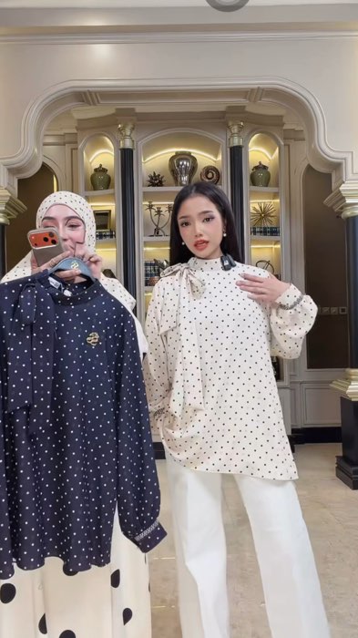 #shellasaukiatunicpolkadot #tunicpolkadot #shellasaukia #OOTDFashionShopee #ShopeeFashionHaul #keranjangshopee