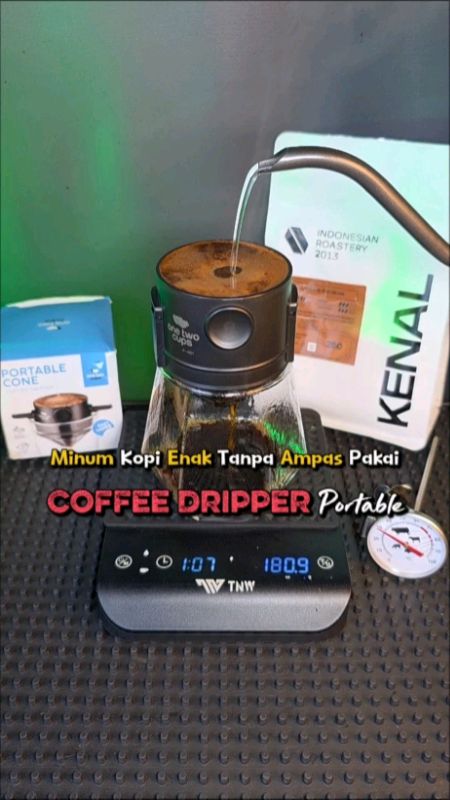 Coffee Dripper V60 Portable #v60 #v60coffee #v60dripper #v60portable #V60Filter #v60paperless #v60_coffee #coffeemaker #coffeedripper #kopihitam