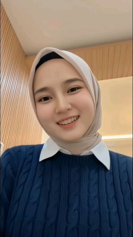 SWEATER CABLE SUPER PREMIUM #sweater #sweaterrajut #sweatercable #sweatercablerajut #sweatercardigan #sweatercablewanita #sweaterwanita #RacunShopee