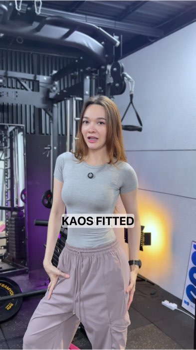 #kaospolos #fittedshirt #sweetenia #kaosfitbody #kaoswanita #ViralDiShopeeVideo #PromoNonStop #ShopeeCOD #GratisOngkirRP0 #ShopeeLook