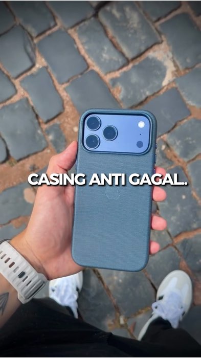 Casing iPhone 17 TechWoven hadir dengan desain premium bertekstur woven yang elegan, ringan, dan kuat. Melindungi iPhone dari goresan #casingiphone17