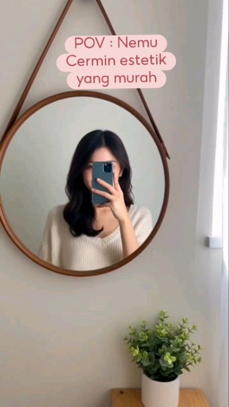 cermin estetik , bikin ruangan nambah cantik. Harganya juga murah, yuk buruan Check  Out  #RacunShopee #aesthetic  #cerminaesthetic