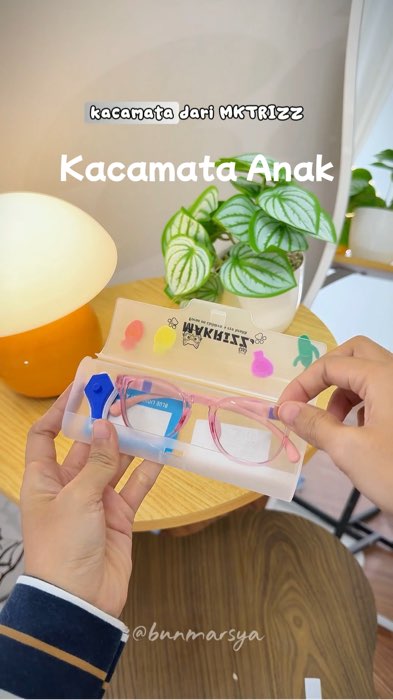 Kacamata anak anti radiasi #GakNyeselBeliIni #ViralDiShopeeVideo #kacamataanakantiradiasi