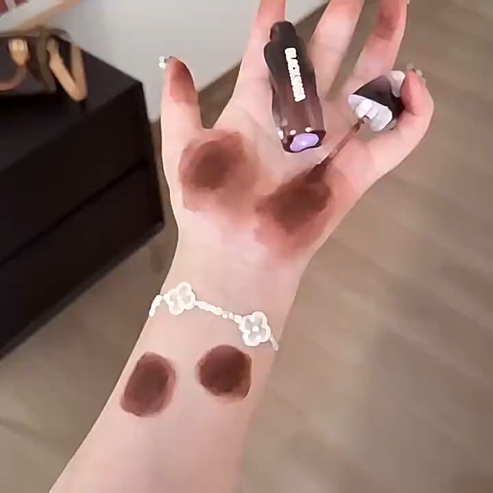 🔥BLACK NANA Velvet Lip Glaze Mist Lip Mud💋 link belanja di atas 👆#lipstick #lipcream #lipgloss #lipglosskorea