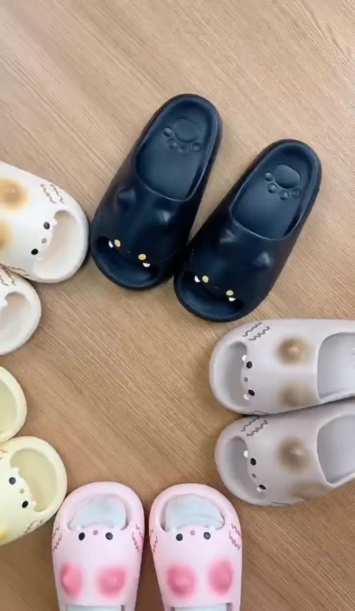 Sandal rumah motif kucing yang lucu banget!!!#sandalwanita #sandalrumah #kucing #sandalslipon #ShopeeFashionHaul #ShopeeCOD #ShopeeLook #GakNyeselBeli