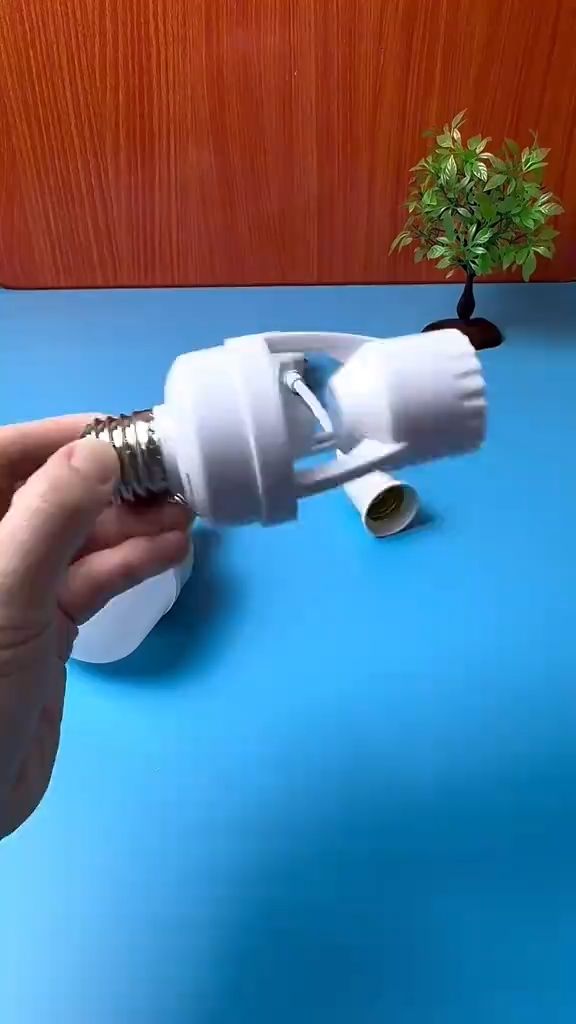 🔥Fitting Lampu Sensor Gerak 360°✨E27 Tanpa Kabel Menyala Otomatis#SensorGerak #DudukanLampuE27