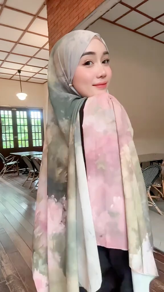 Pashmina Motif Flower pashmina Turkey Terbaru #pashmina #hijab #hijabstyle #style #stylefashion