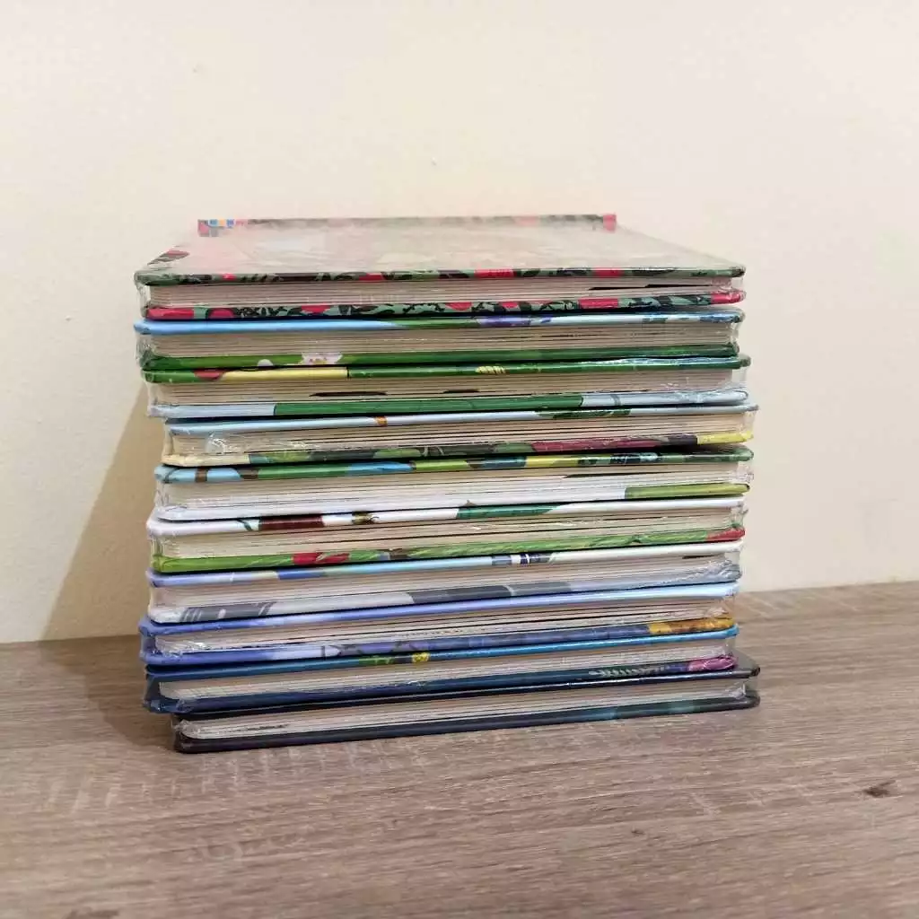 Beauty and The Beast - Buku Mengintip Kedalam Dongeng Board Hard Cover Fairy Tale Imported Book