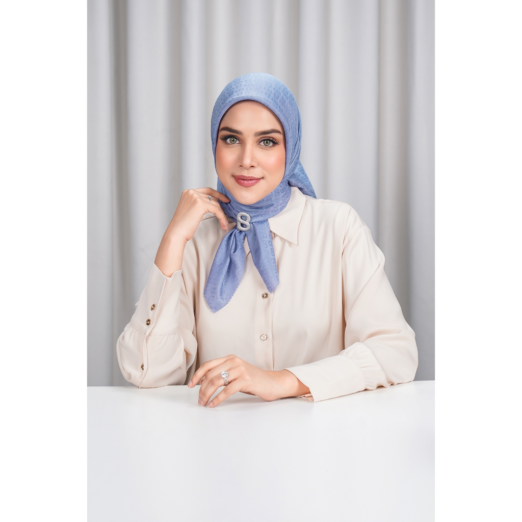 Buttonscarves - Everyday Tapis Embossed 2.0 | Scarf (Basic Square)