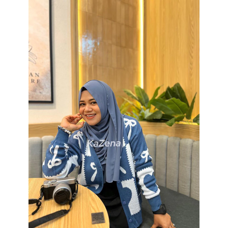 Cardigan Rajut Wanita Bahan Tebal Lengan Panjang Pakai Kancing Motif Pita Love