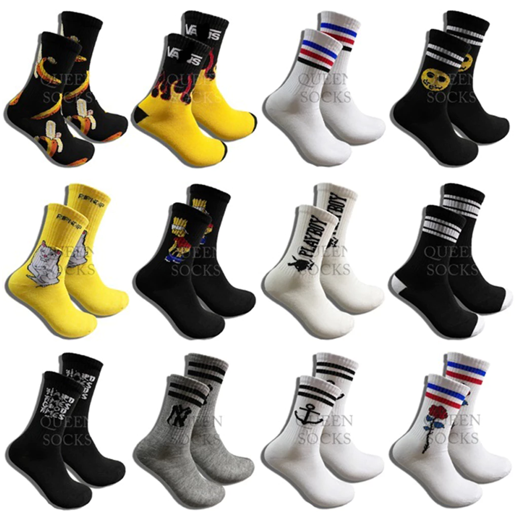 Kaos Kaki Oldschool Sport Motif Garis Love