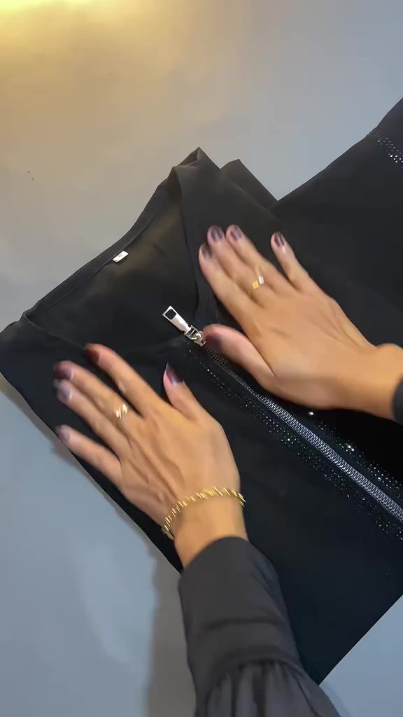 Recomendasi abaya cantik murah untuk di pakai hari raya idul fitri bahan super adem nyaman saat dipakai bisa model simpel elegan . . .               ゚viral #abaya #abayastyle #abayafashion #abaya2025 #abayalokal #abayahitam #abayabasic #abayapremi...