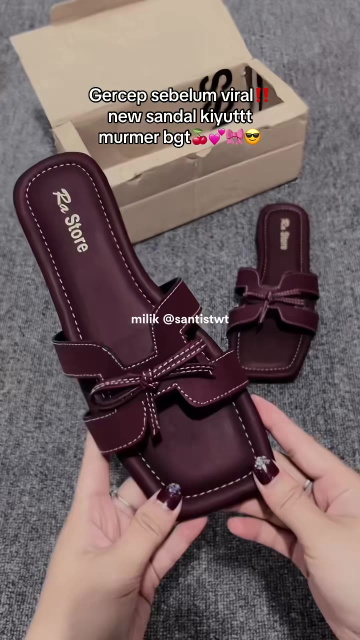 Lembut ,empuk ,Look mewah kekinian #sandalkekinian #sandalwanita #sandalkoreanstyle #sandallebaran #sandalmurah #sandalburgundy #sandalteplek