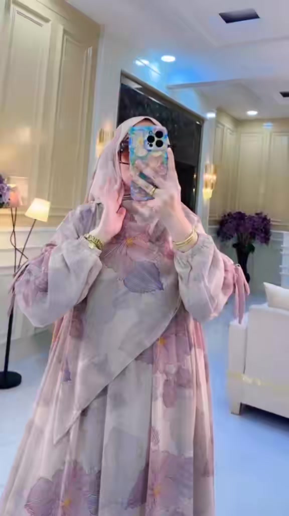 Ayuk yg nyari  syari   ini udh satu setel dapet  sama   nya ya ❤️❤️ #setscarf #scarfmotif #segiempatmotif #gamismotif #scarf #aydeen #arsyhijab
