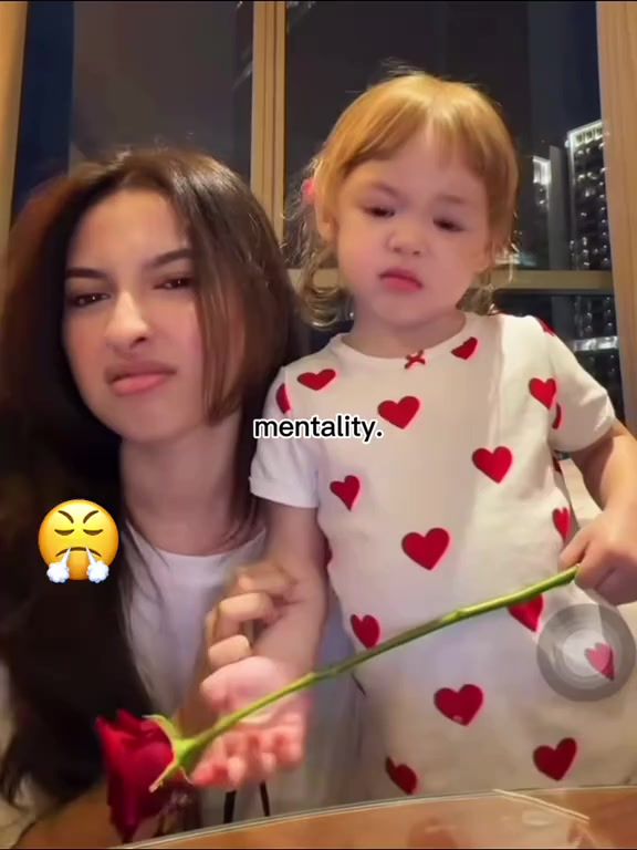 When anak sama mak bersatu? aura labrak nya kuat banget mar? #kamari #mamari #kamarimarah